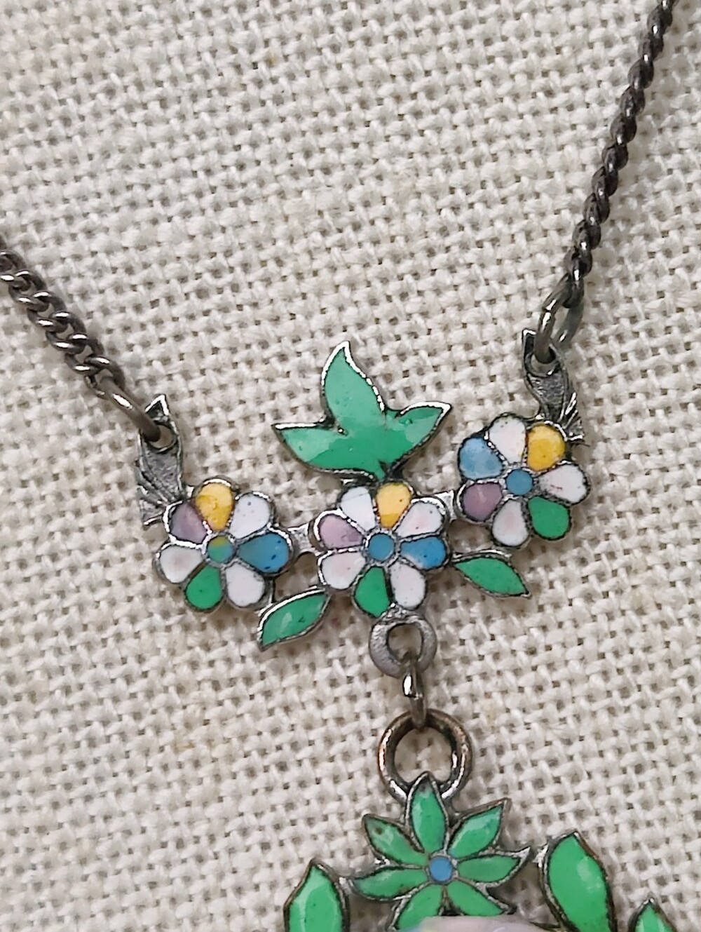 Vintage Art Deco Enameled Floral Pendant Necklace - Picture 4 of 9